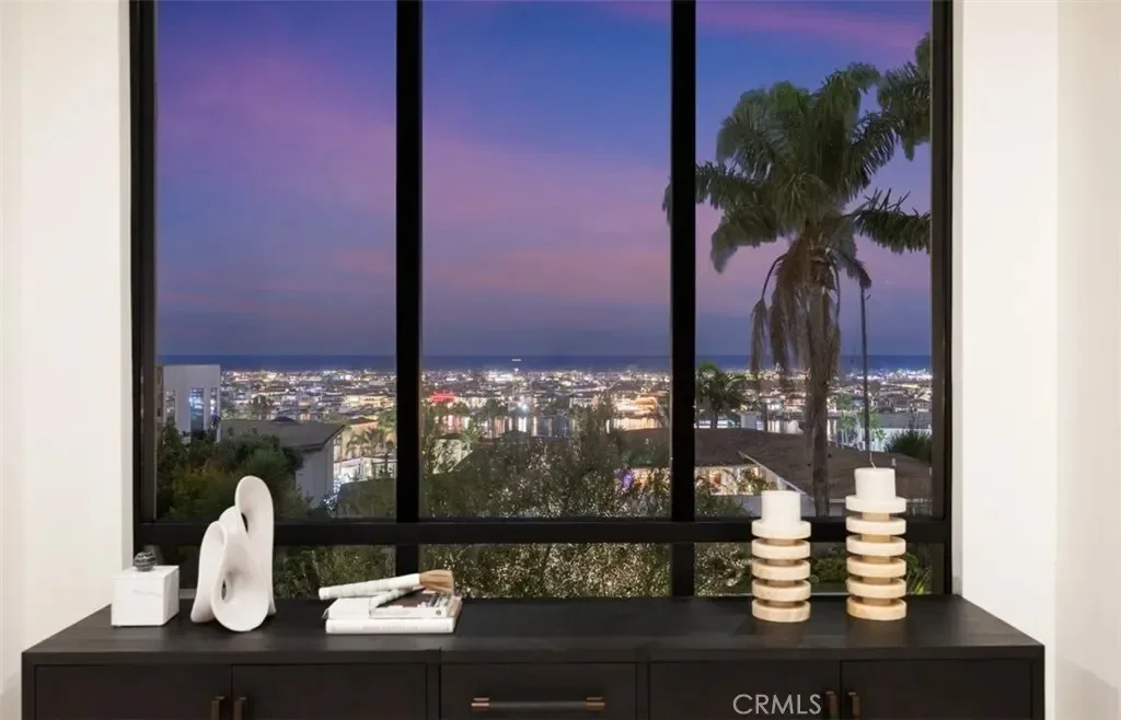 1210 Kings Rd, Newport Beach, California, United States. - Photo 25