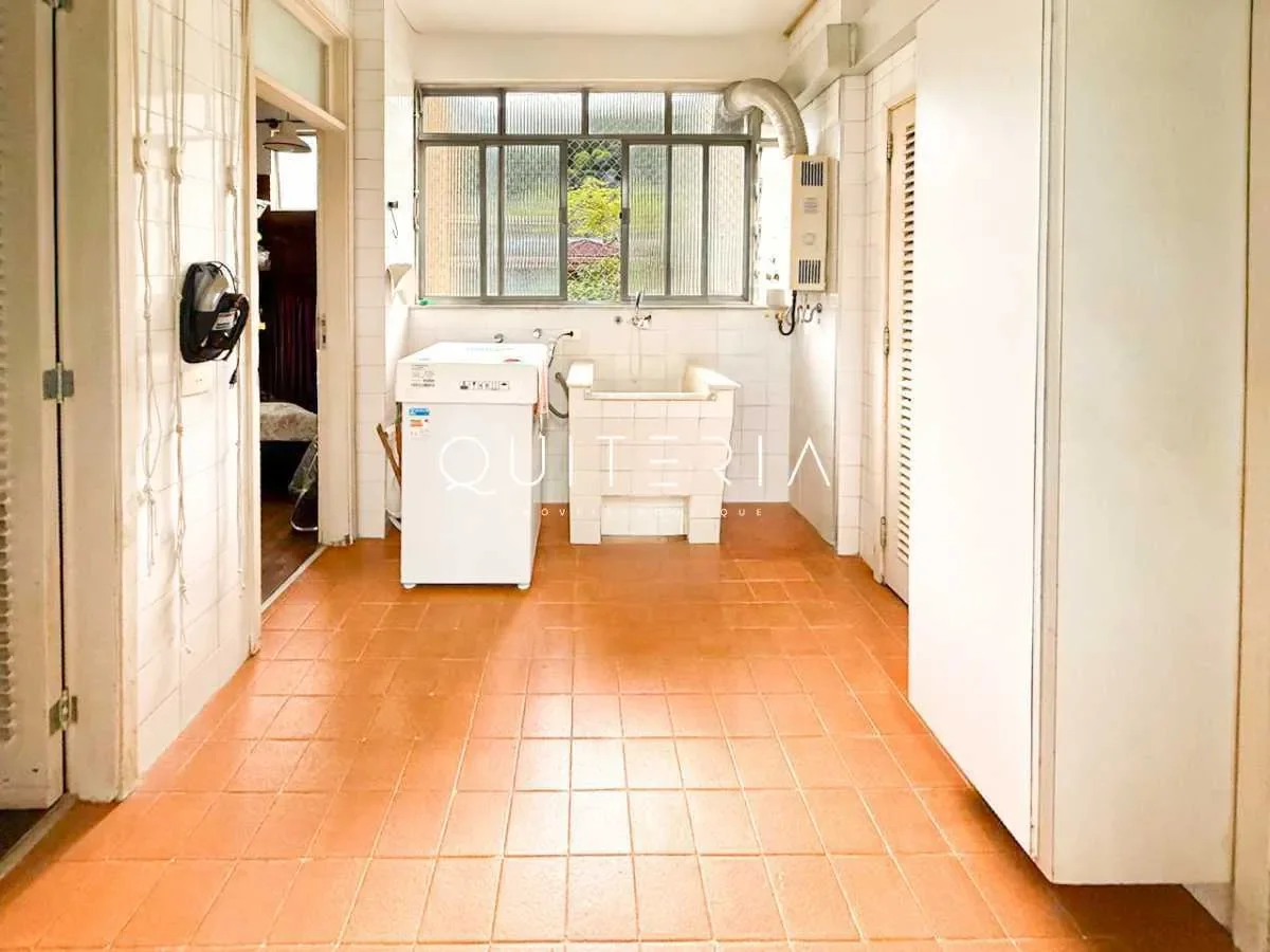 Vendo Gavea 4 quartos e 2 vagas com 228m2 ao lado da PUC