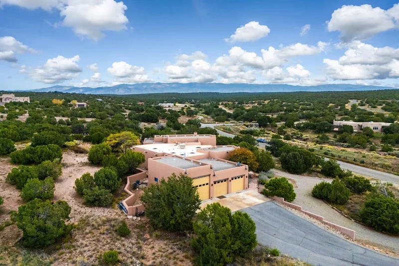 61 Paseo Del Antilope , Santa Fe, NM 87506, Santa Fe, New Mexico, United States. - Photo 19