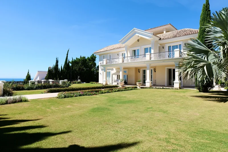 Luxury Villa for Sale – El Rosario, Marbella