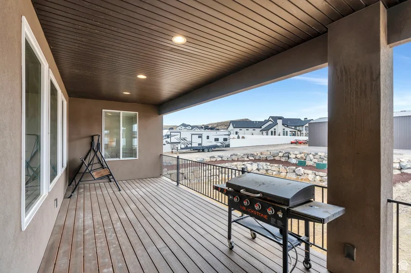 1407 E Abigail Ln, Eagle Mountain, UT 84005, Eagle Mountain, Utah, United States. - Photo 28