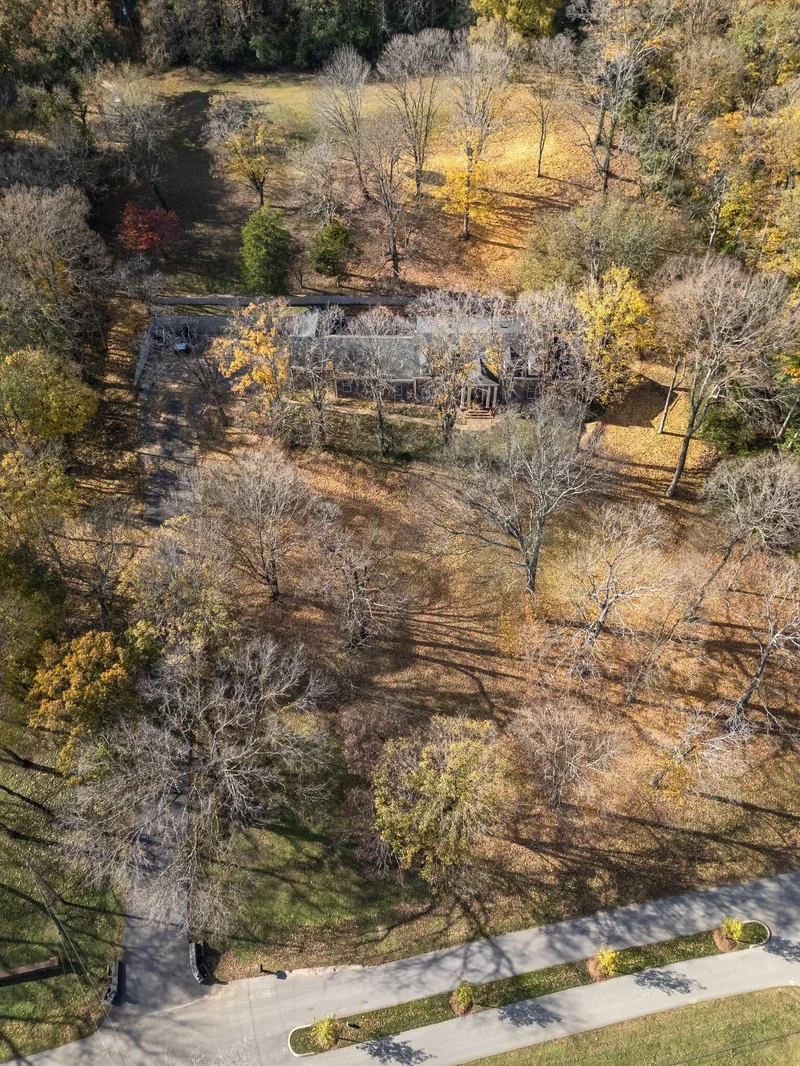 4353 Chickering Ln, Forest Hills, Tennessee, United States. - Photo 59