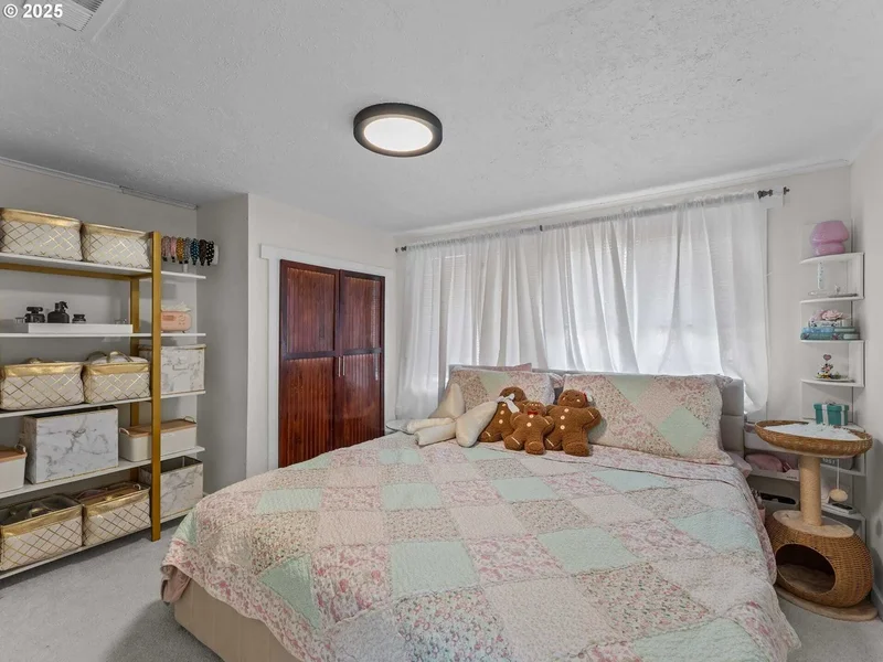 15095 SW WEIR RD, Beaverton, Oregon, United States. - Photo 30