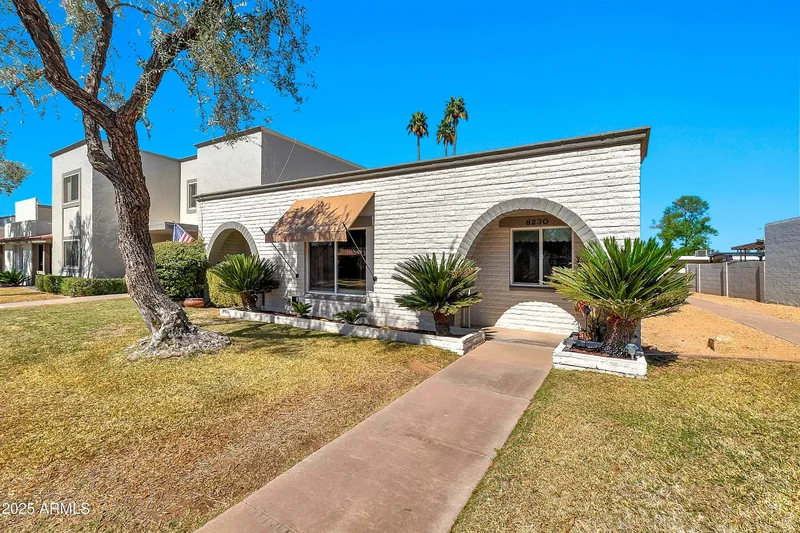 8230 E Valley Vista Drive, Scottsdale, AZ 85250, Scottsdale, Arizona, United States. - Photo 26