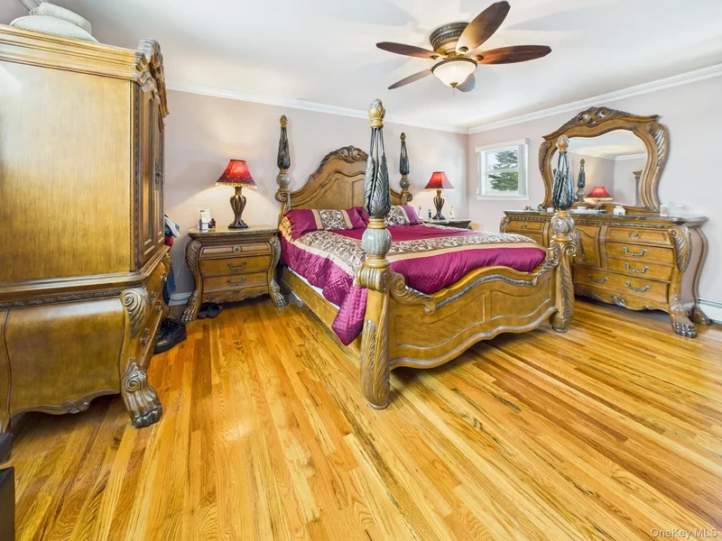 803 Michele Lane, Hempstead, NY 11793, Wantagh, New York, United States. - Photo 17