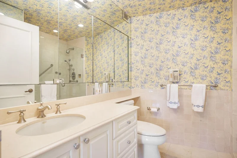 Cocoanut Row, Palm Beach, Florida, United States. - Photo 22