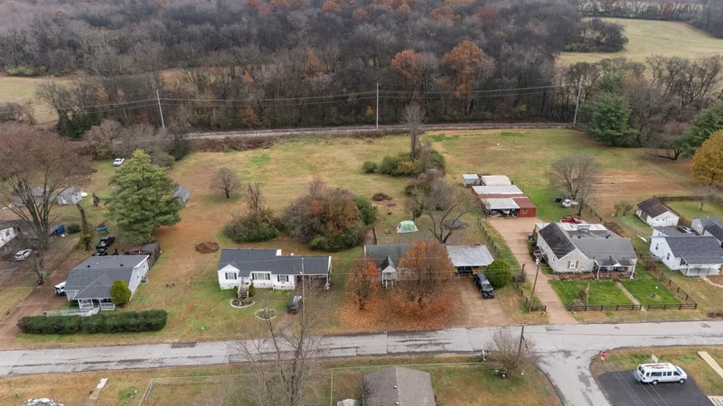 4252 Woods St, Nashville, Tennessee, United States. - Photo 27