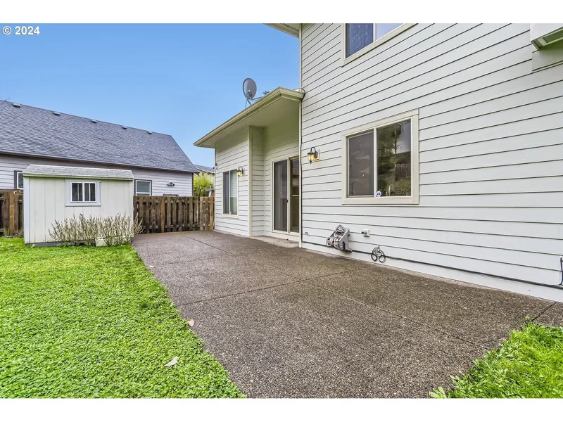 14815 SE DONLEY LN, Happy Valley, OR, 97086, USA, Happy Valley, Oregon, United States. - Photo 32