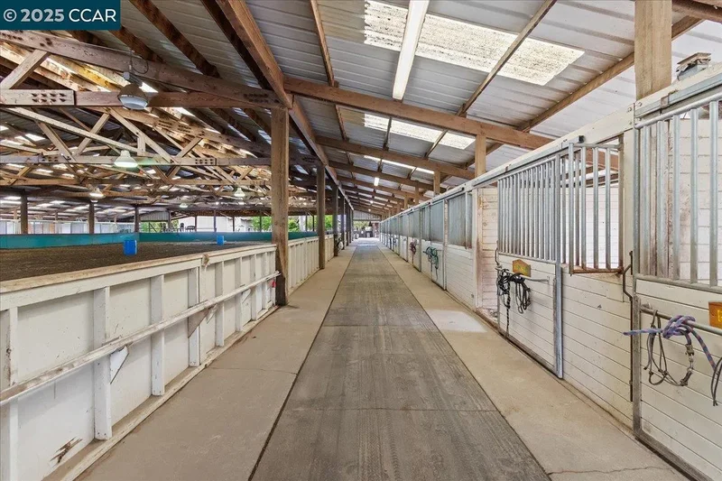 1101 North Gate Road, Walnut Creek, California, United States. - Photo 46