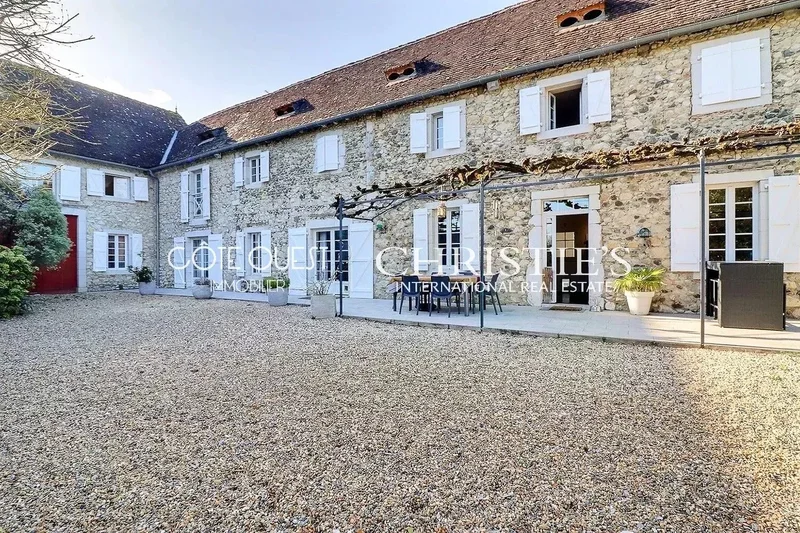 For sale Orthez - Superb Béarnaise farm on a 4,700 sqm park