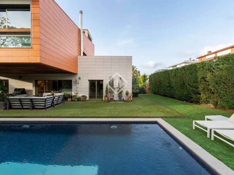 Montblanc, Mirasol, Barcelona, Mirasol, Sant Cugat del Valles, Catalonia, Spain. - Photo 11