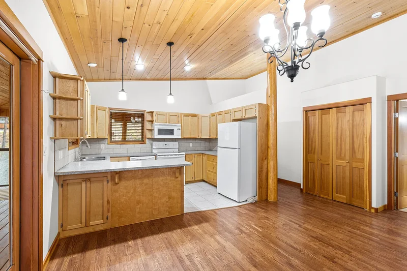 849 Balsam Road, Kelowna, BC V1Z 3V7, Kelowna, British Columbia, Canada. - Photo 32