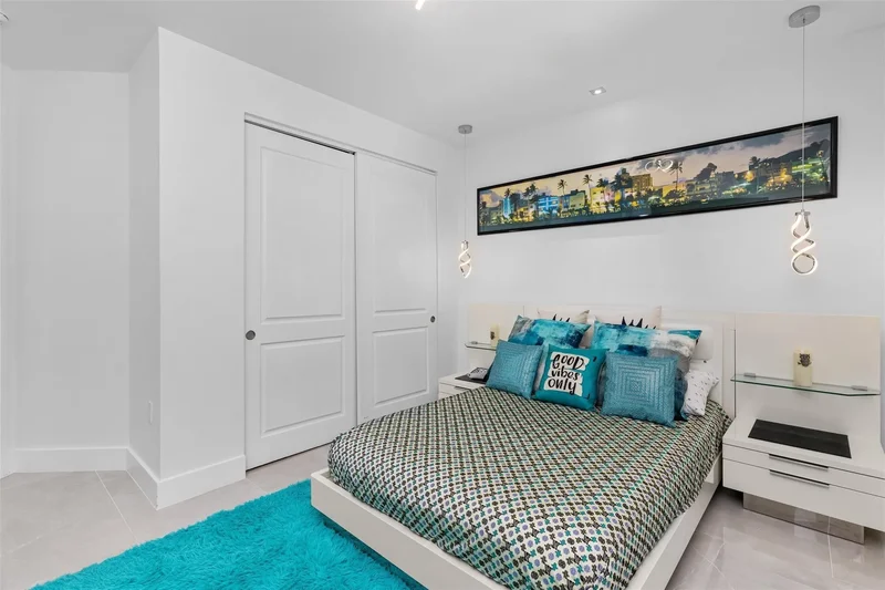 3021 Riomar St., Fort Lauderdale, Florida, United States. - Photo 52