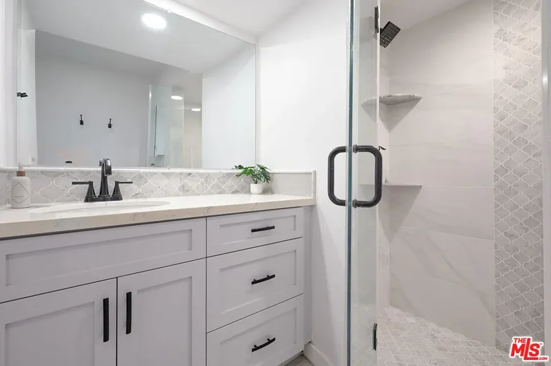 121 S Palm Dr, Beverly Hills, California, United States. - Photo 5