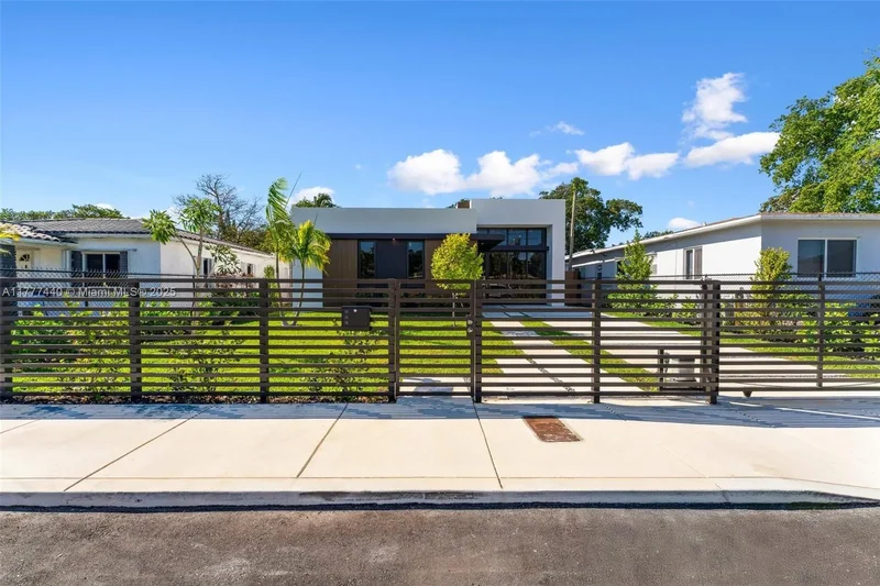 412 NW 47th St, Miami, Florida, United States. - Photo 50