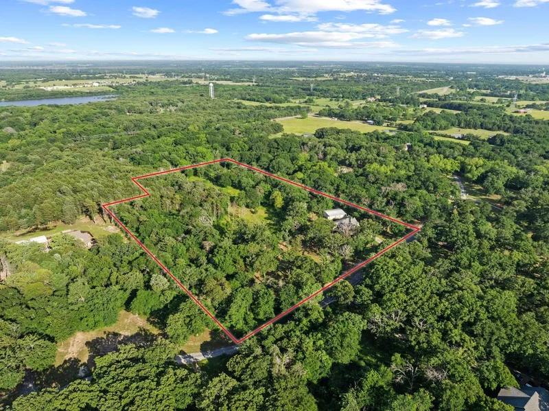 383 County Road 1452, Bonham, TX 75418, Bonham, Texas, United States. - Photo 35