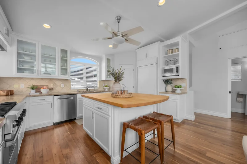 228 5th Place , Manhattan Beach, CA 90266, Manhattan Beach, California, United States. - Photo 22