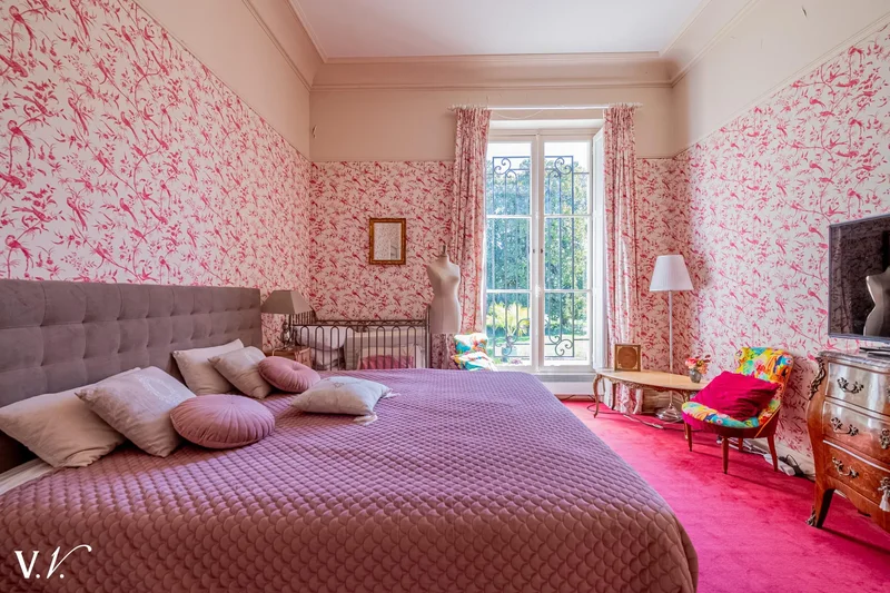 Stunning 19th Century Château Fully Renovated at the Gates of Bordeaux