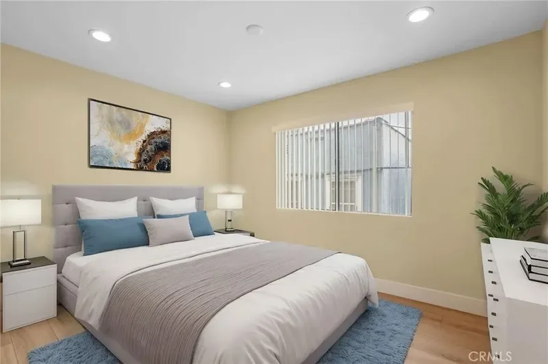 1207 N Columbus Avenue, Glendale, California, United States. - Photo 16