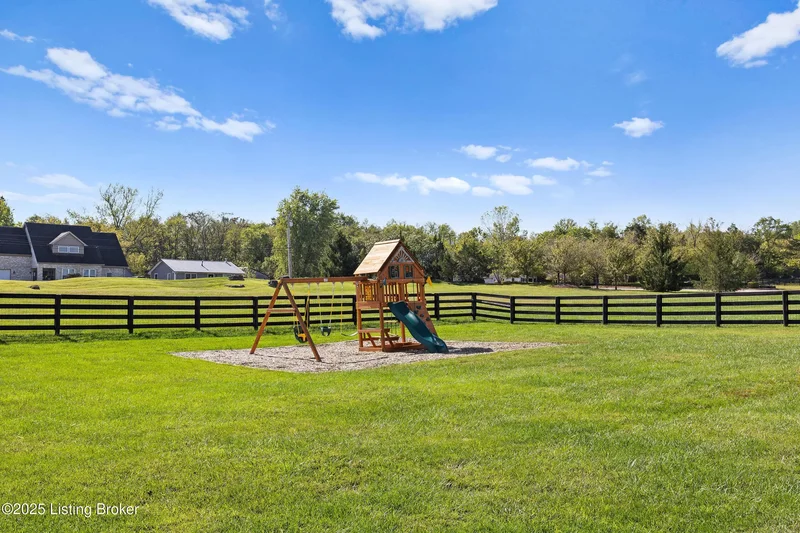 199 Crabapple Ln, Louisville, KY 40245, Watterson Park, Kentucky, United States. - Photo 72