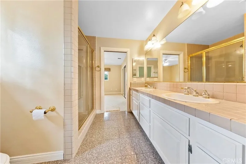 2 Linda Rae Way, Arcadia, California, United States. - Photo 45