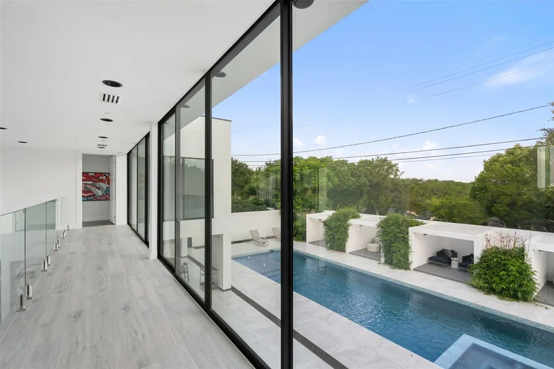 1501 Ridgecrest DR, Austin, Texas, United States. - Photo 18