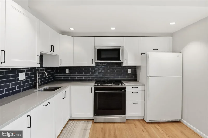 9311 Clanbrook Court, Fairfax, VA 22031, Oakton, Virginia, United States. - Photo 14