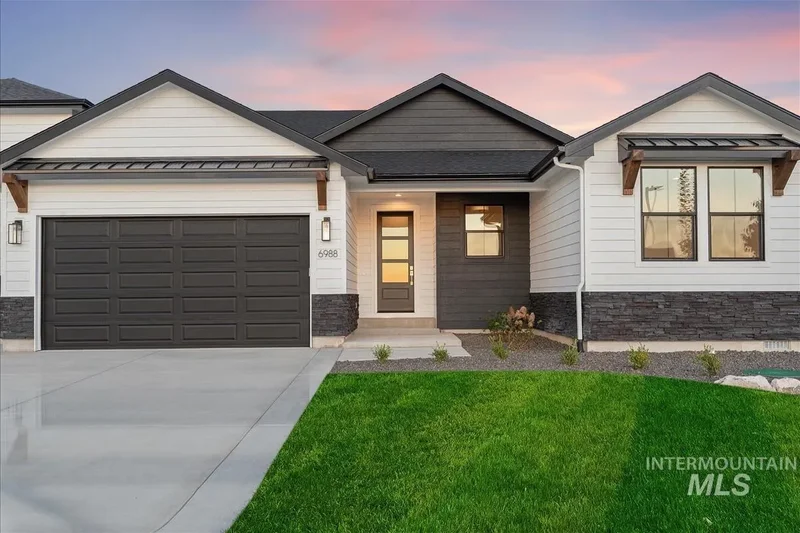 3 Bedrooms Single Family Detached