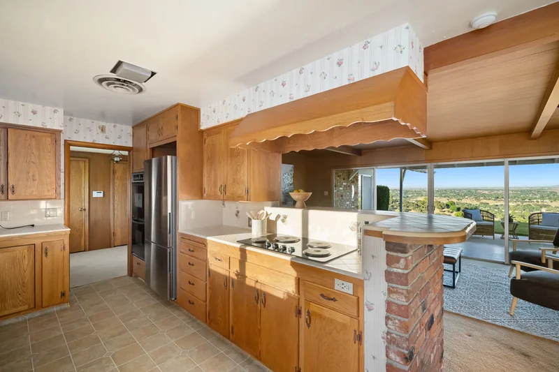 490 Pacific Avenue , Paso Robles, CA 93446, Paso Robles, California, United States. - Photo 23