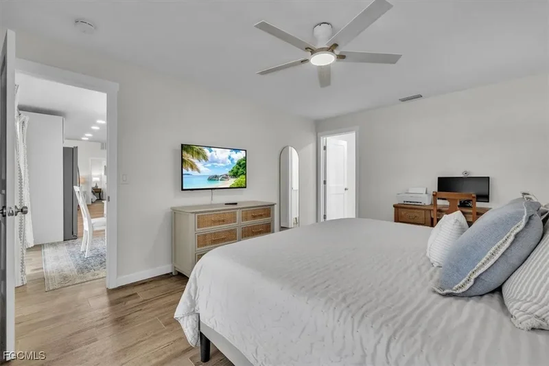 1113 SE 17th Street, Cape Coral, FL 33990, Cape Coral, Florida, United States. - Photo 21