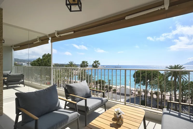 Cannes, Provence-Alpes-Côte d'Azur, France. - Photo 6