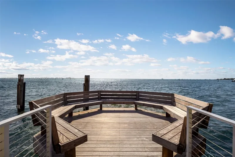 2000 S Bayshore Dr 4, Miami, Florida, United States. - Photo 21