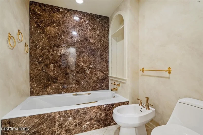 2047 Boatmans Ridge Rd, Morristown, TN, 37814, USA, Morristown, Tennessee, United States. - Photo 34