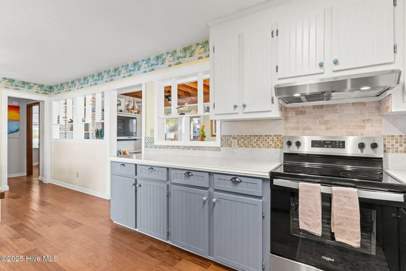 552 Ocean Boulevard W, 28462, North Carolina, United States. - Photo 41
