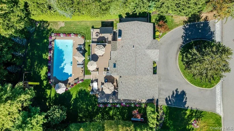 75 Karol Place, Muttontown, NY 11753, Muttontown, New York, United States. - Photo 31