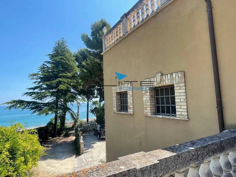 SP 29B, Abruzzo, Italy. - Photo 25
