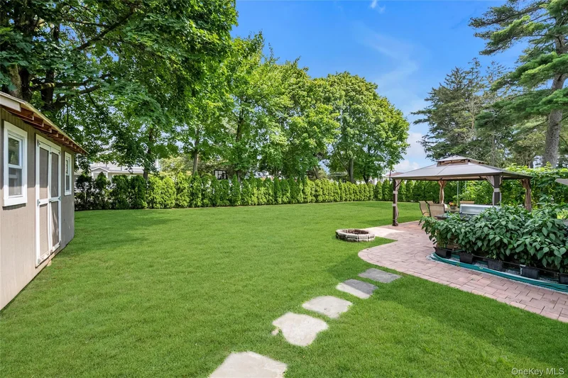 10 Field Avenue, Hicksville, NY 11801, Hicksville, New York, United States. - Photo 11