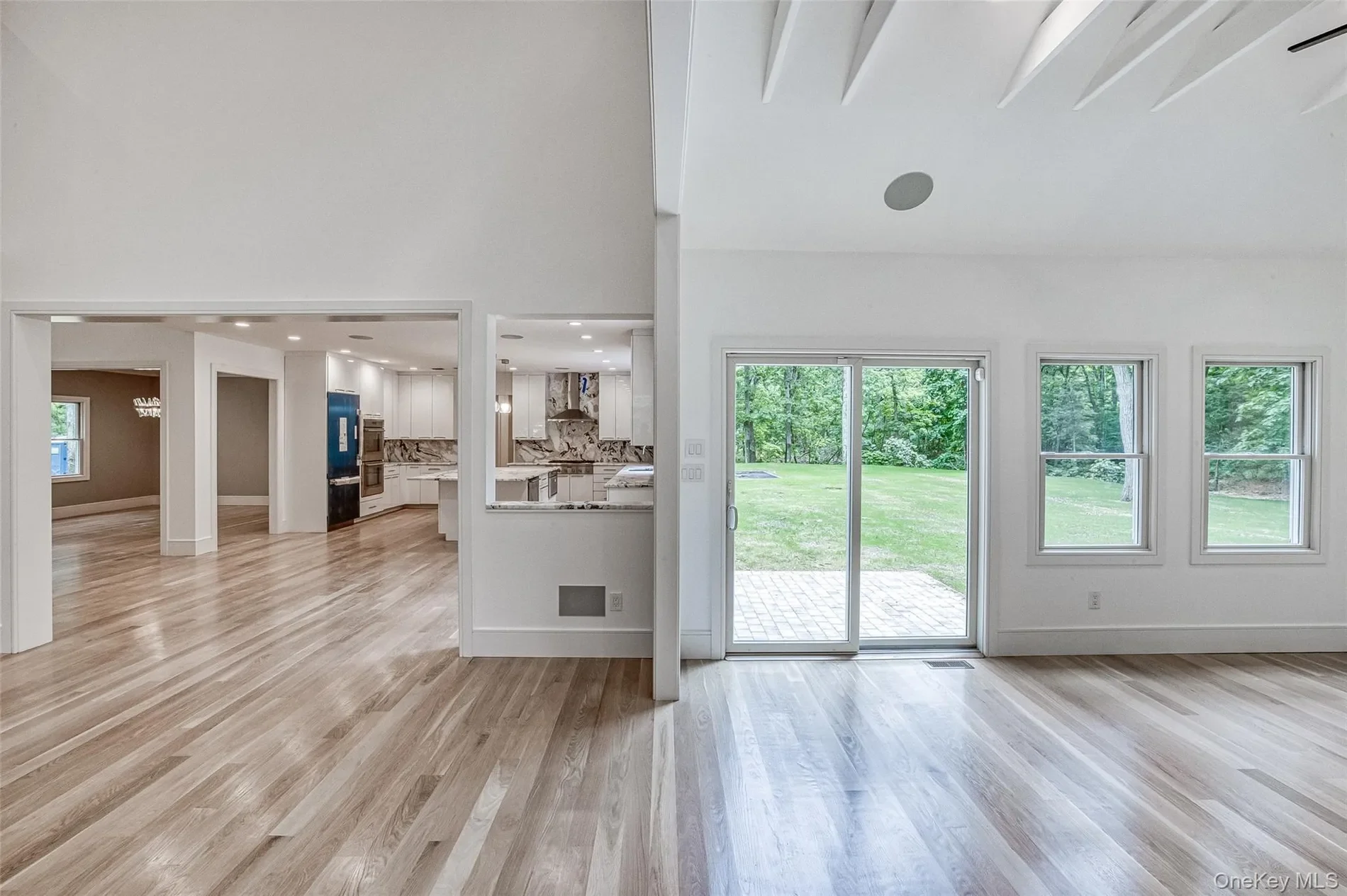Gallery photo 12