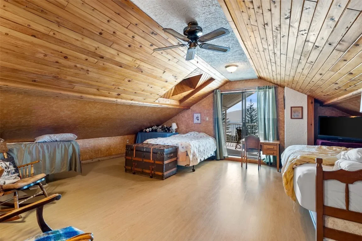 Gallery photo 12