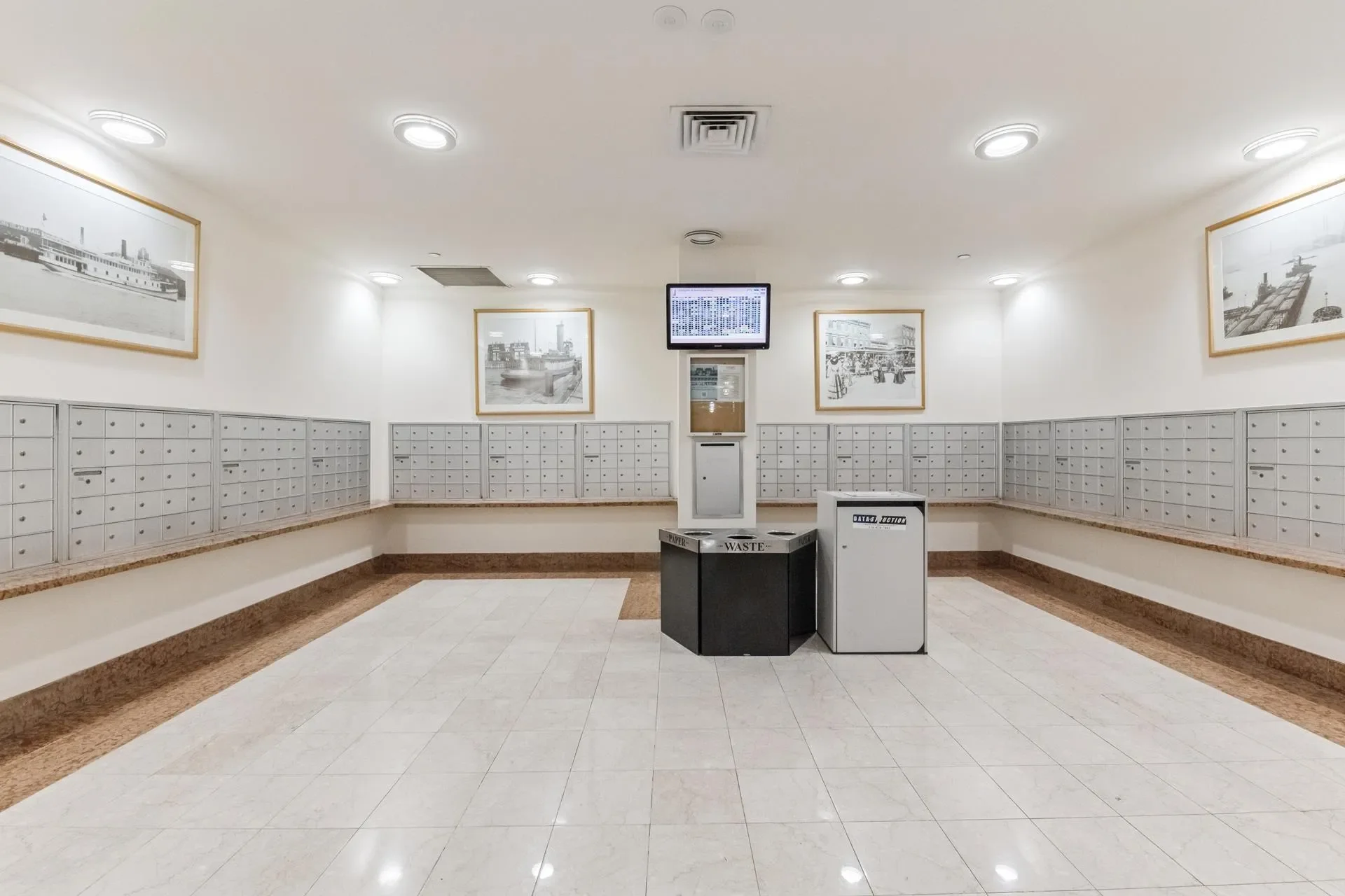 Citylights, 4-74 48TH AVE, New York, New York, United States. - Photo 16