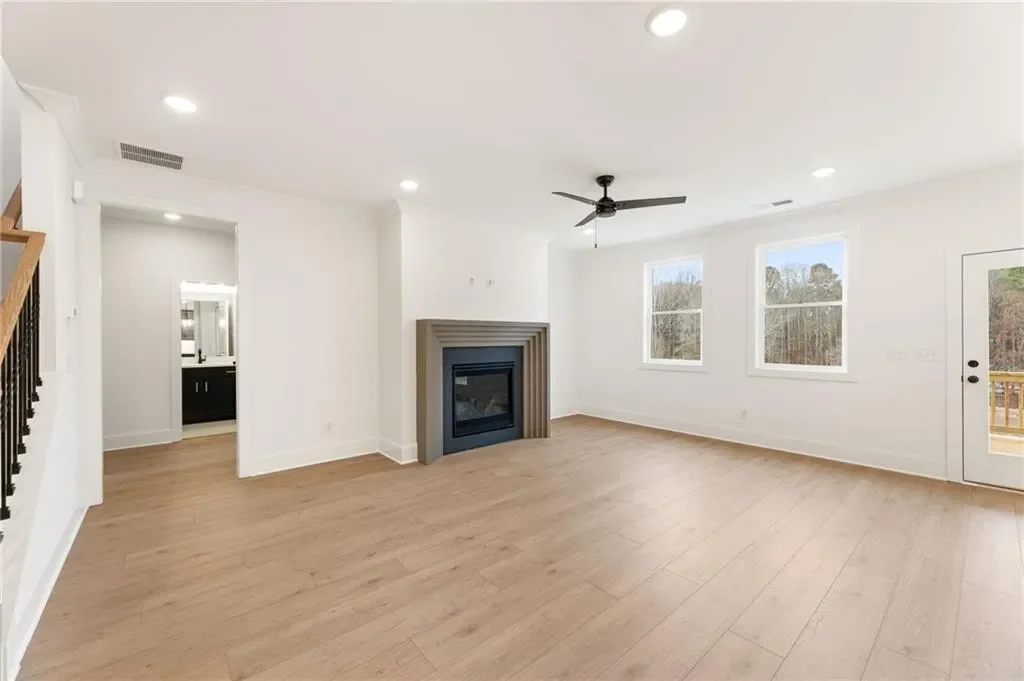 Gallery photo 8