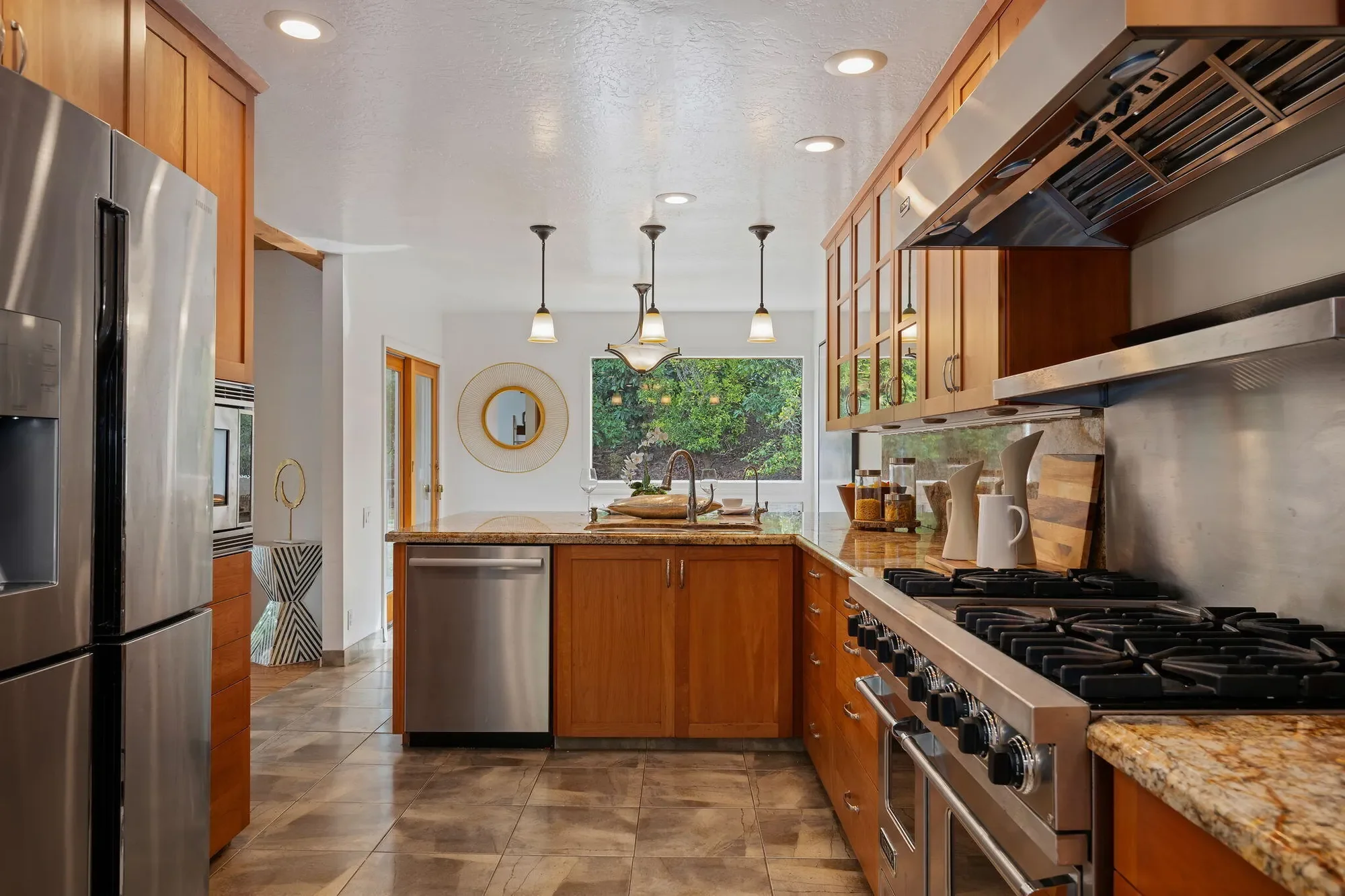 340 W Mountain Drive, Santa Barbara, California, United States. - Photo 9