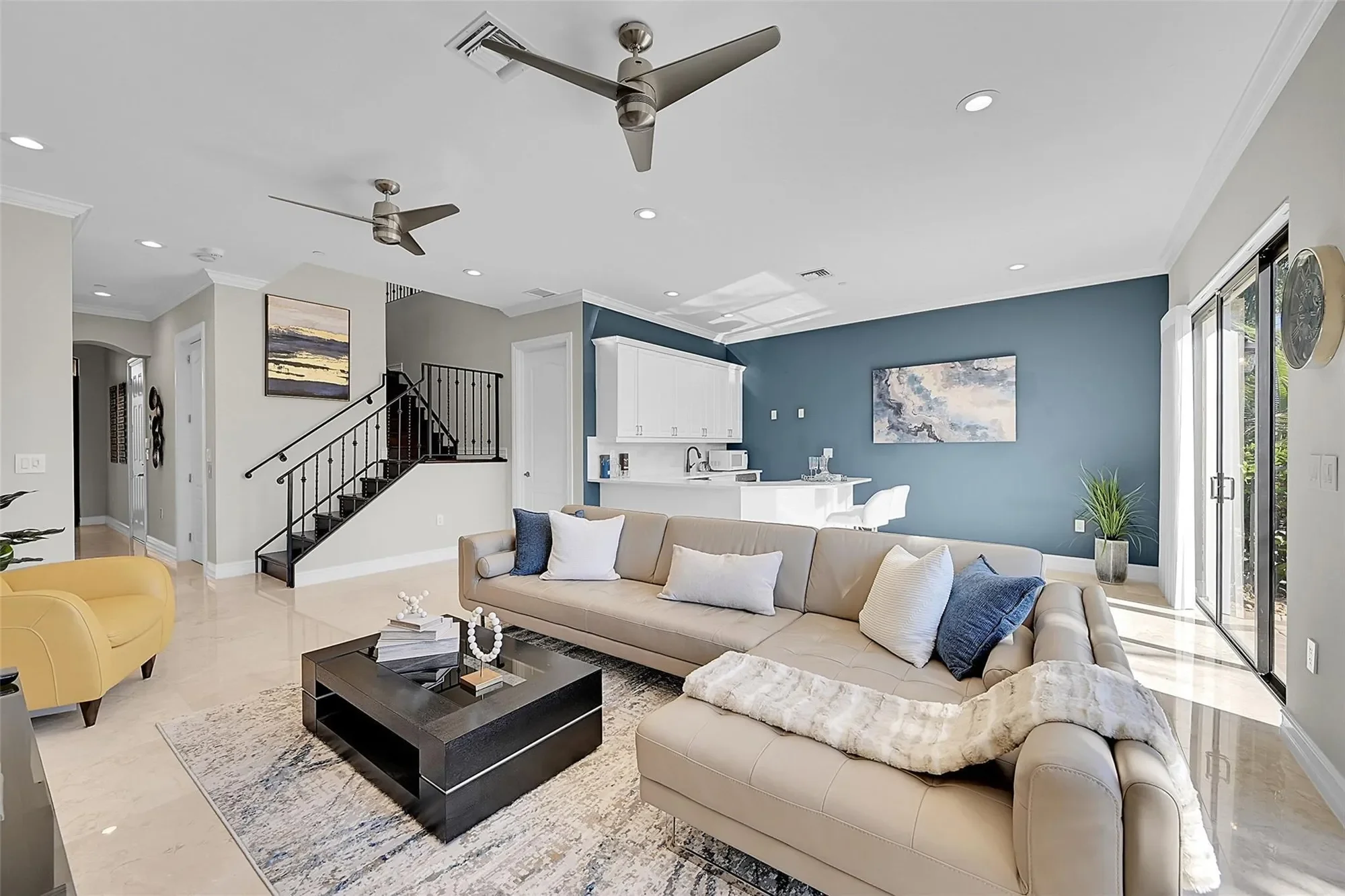 2254 SE 7th Street, Hillsboro Beach, Florida, United States. - Photo 8