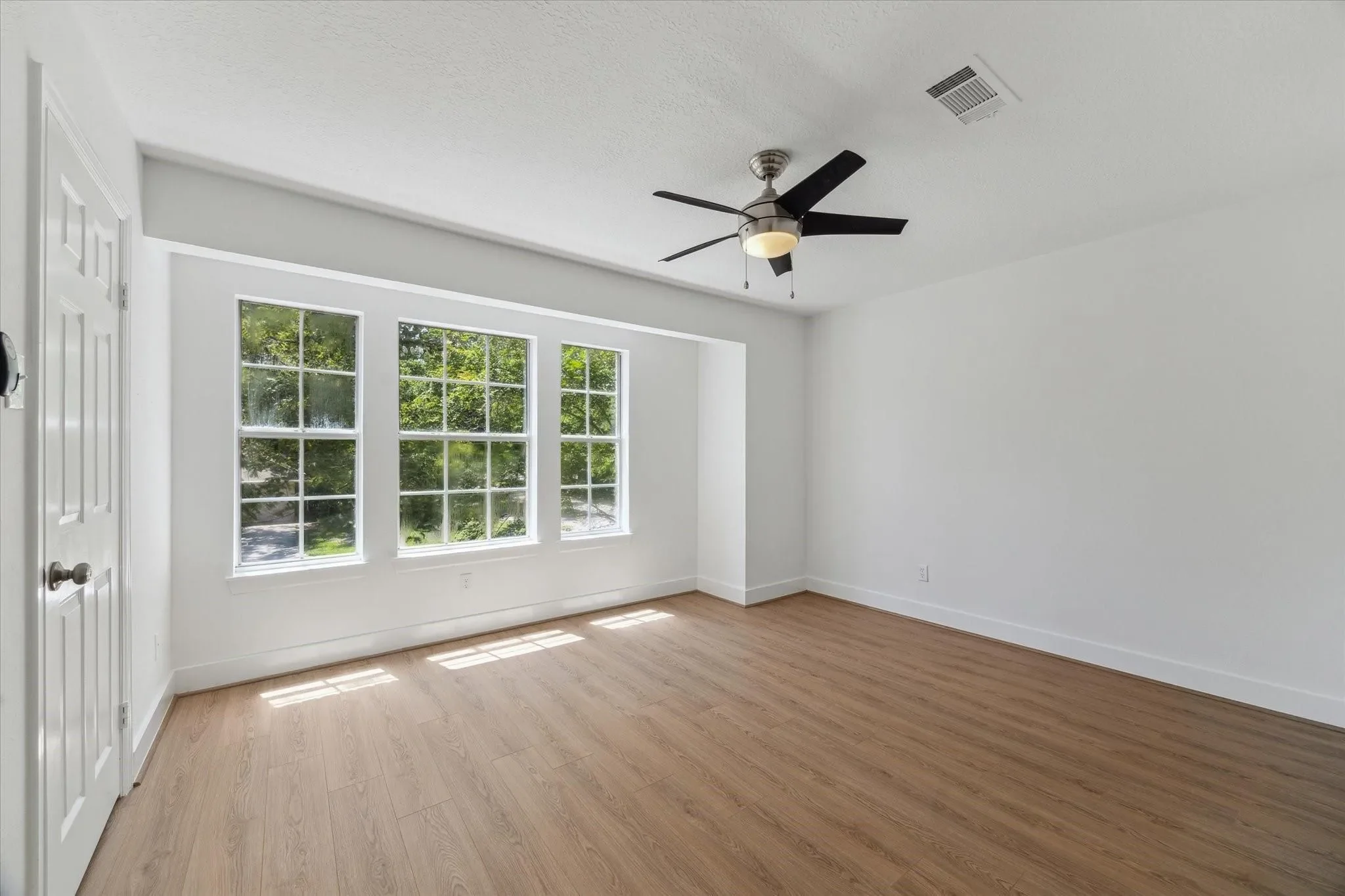 3 E Stony Bridge Court, The Woodlands, TX 77381, The Woodlands, Texas, United States. - Photo 16