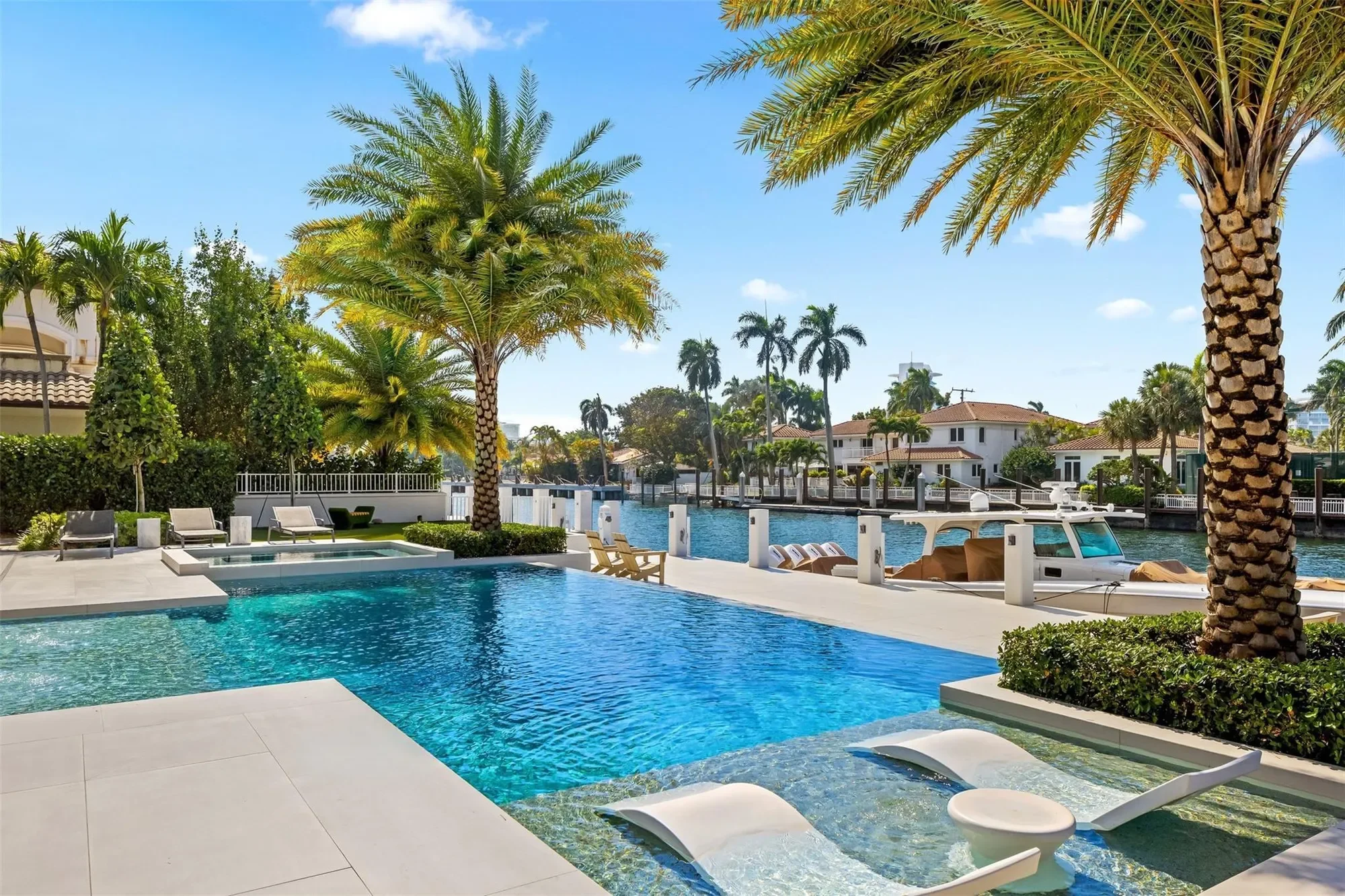 2520 Del Lago Dr, Fort Lauderdale, Florida, United States. - Photo 35
