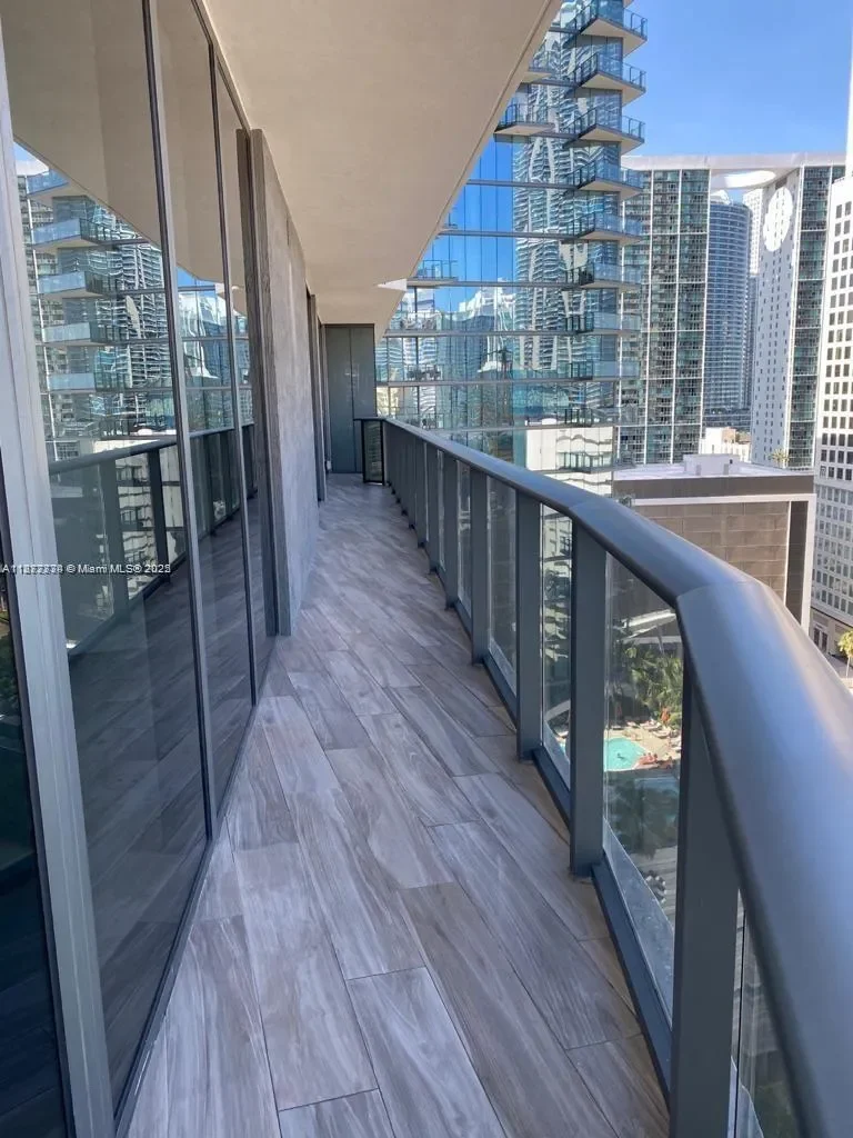 801 S Miami Ave 1804, Miami, Florida, United States. - Photo 15