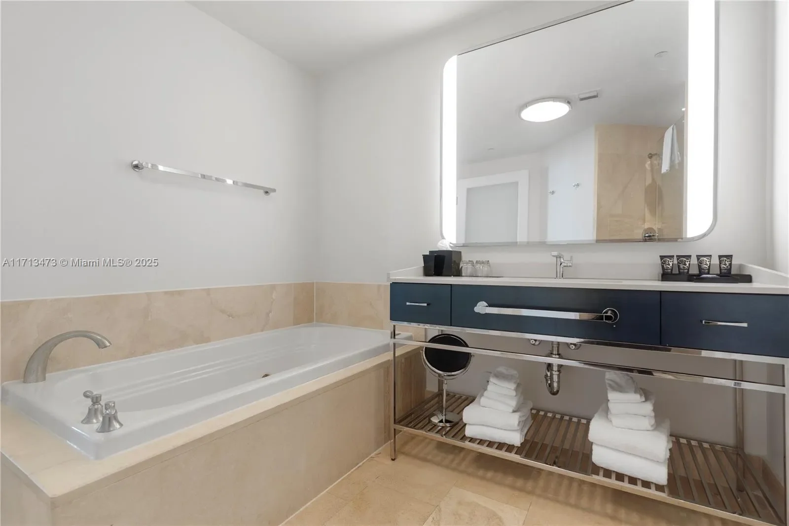 4401 Collins Ave 1015/1017, Miami Beach, Florida, United States. - Photo 22