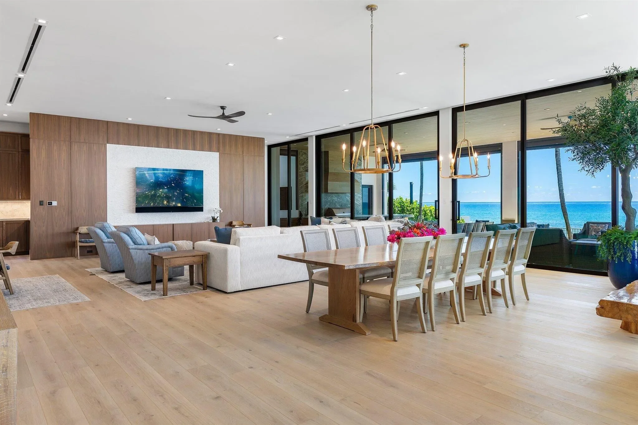 1260 S Ocean Boulevard, Manalapan, Florida, United States. - Photo 29