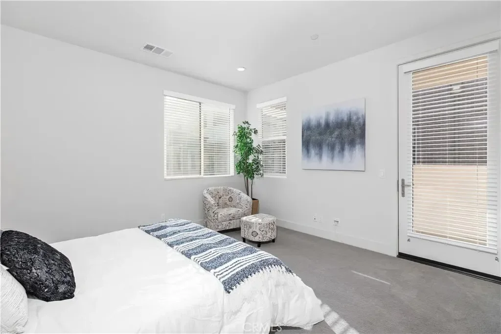 121 Novel, Irvine, California, United States. - Photo 24