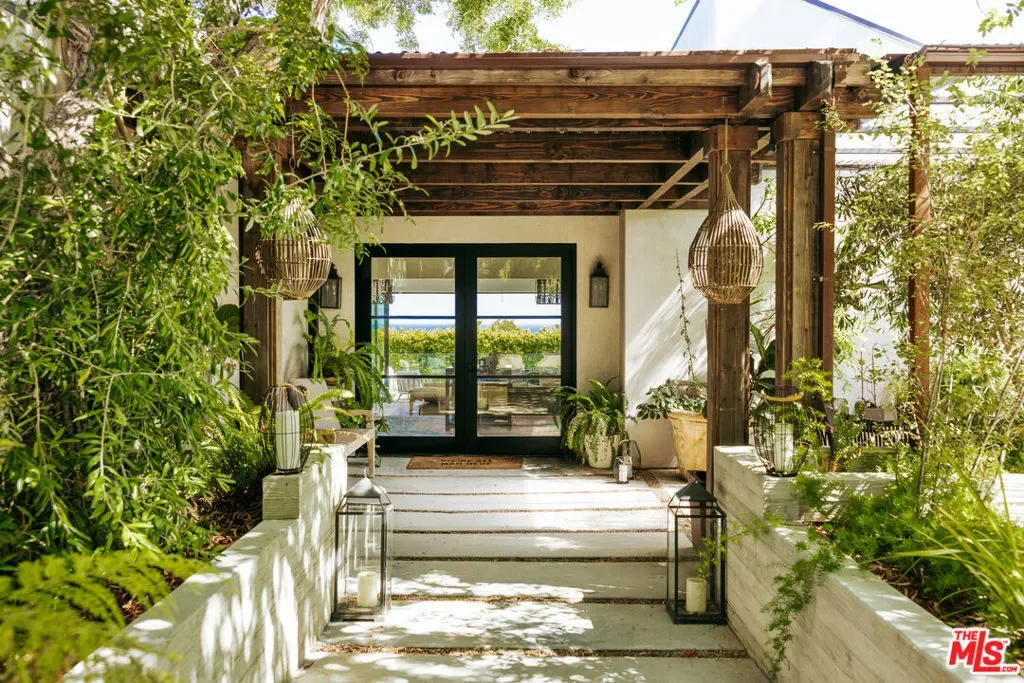 27860 Winding Way, Malibu, California, United States. - Photo 40